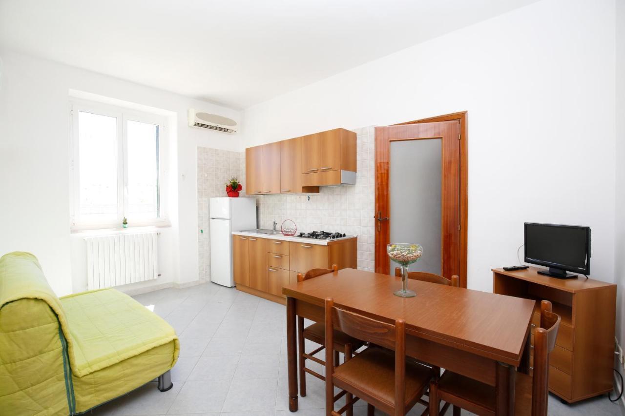 Appartamenti Via Venezia Vieste Bagian luar foto